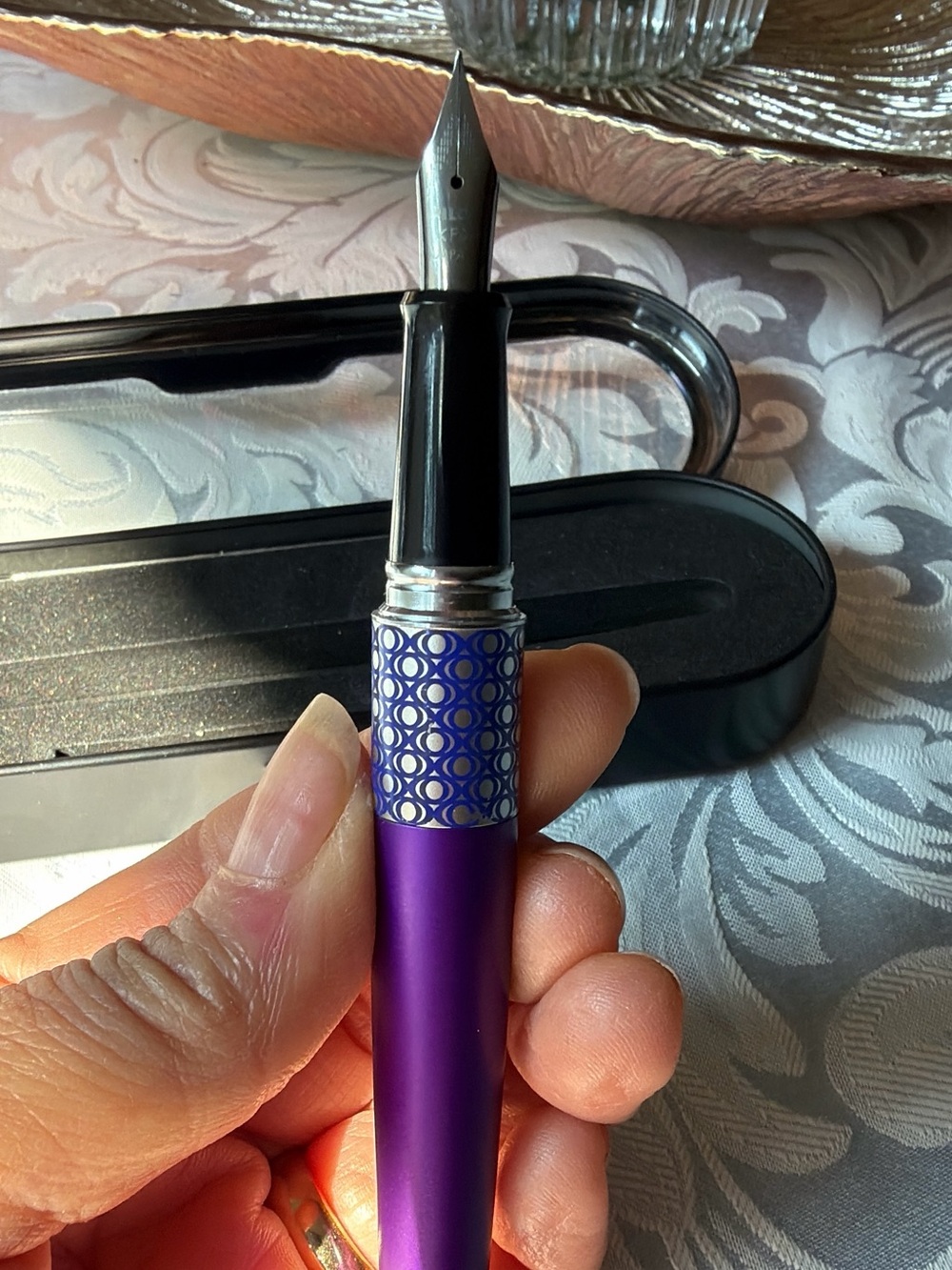 Pilot Purple Fountain Pen with Decorative Band - - Picture 4 of 5